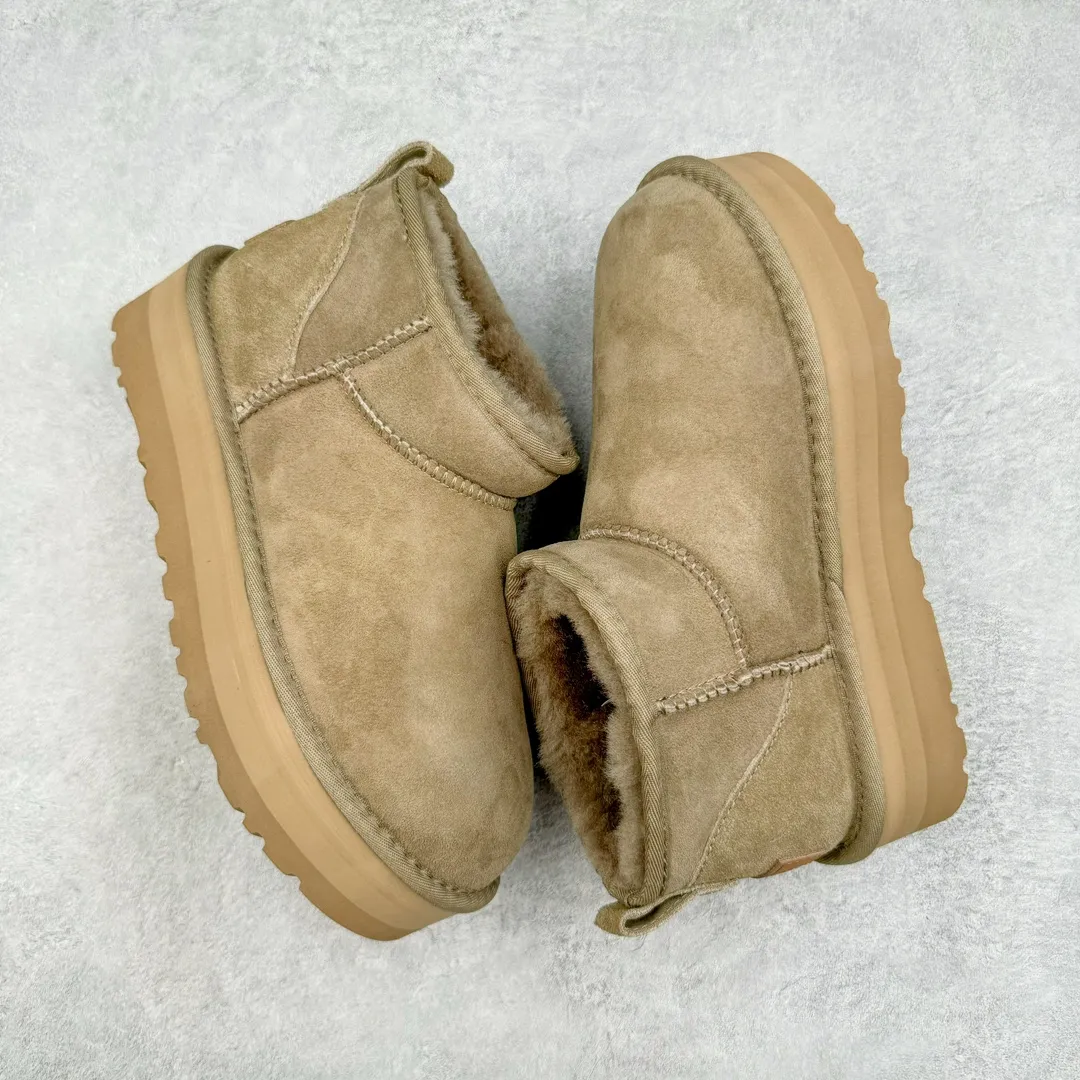 Pick up locally 💰520 UGG 5092 Classic autumn and winter sheepskin and fur integrated snow boots. All shoes are made of ZP. Longfeng A-grade Australian imported sheepskin and fur integrated brand OEM production line. Fully follow the ZP process. OEM original pattern maker. Adhering to the principle of no original shoe development and selection. Pay attention to every detail. The most authentic version on the market. TREADLITE "Light Wing" technology outsole. Light/durable/flexible/pile size: 35 36 37 38 39 40 41 42 Coding: by2936070